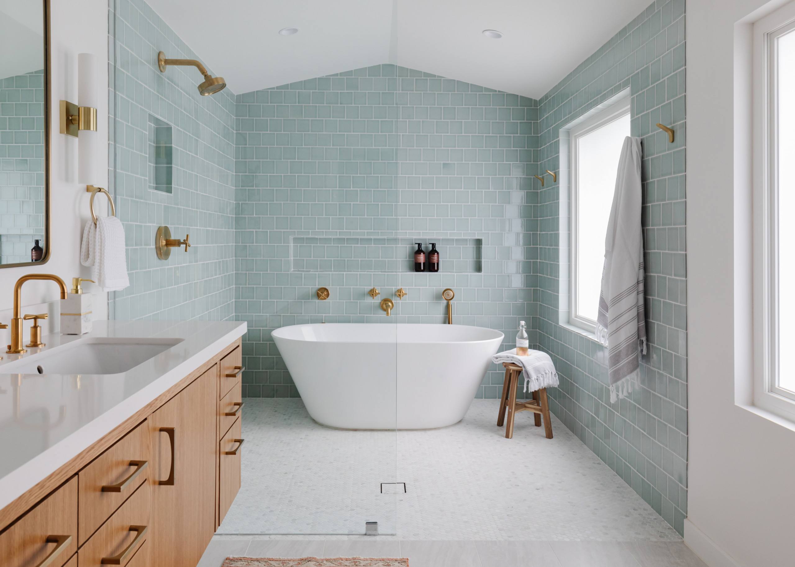 75 Mid-Century Badezimmer Ideen &amp; Bilder - Juni 2024 | Houzz De with regard to Badezimmer Vintage Modern