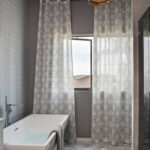 Bad Gardinen Wohnideen Ideen & Bilder | Houzz With Gardinen Badezimmer Ideen